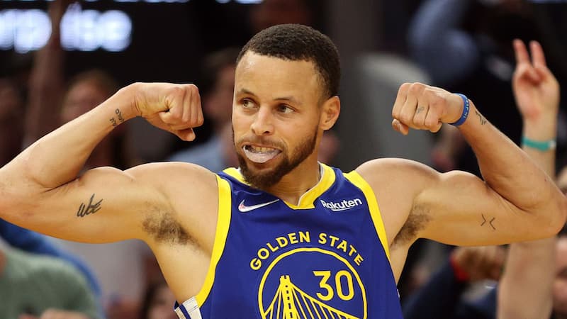 Warriors Cruise to 137-114 Win over Timberwolves Steph Curry