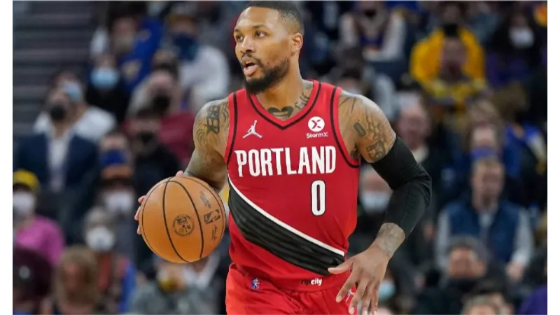 With the Blazers, Damian Lillard is Flying under the Radar and Away from the Field