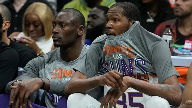 After Returning from a Knee Ailment, Kevin Durant Makes His Phoenix Suns Debut