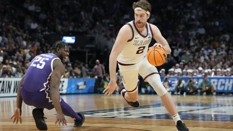 Gonzaga Defeats TCU 84-81 to Go to the Sweet 16 With Timme